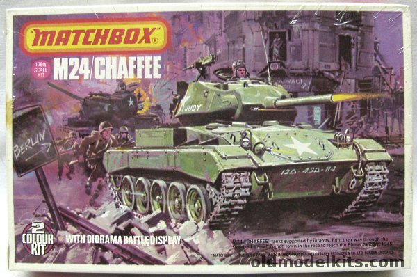 Matchbox 1/76 M24 Chaffe Light Tank with Diorama Display Base, PK-79 plastic model kit